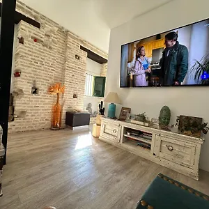 Habitación en casa particular Casa Duque Compartida Familiar 1-habitacion Con Bano Propio, Sevilla